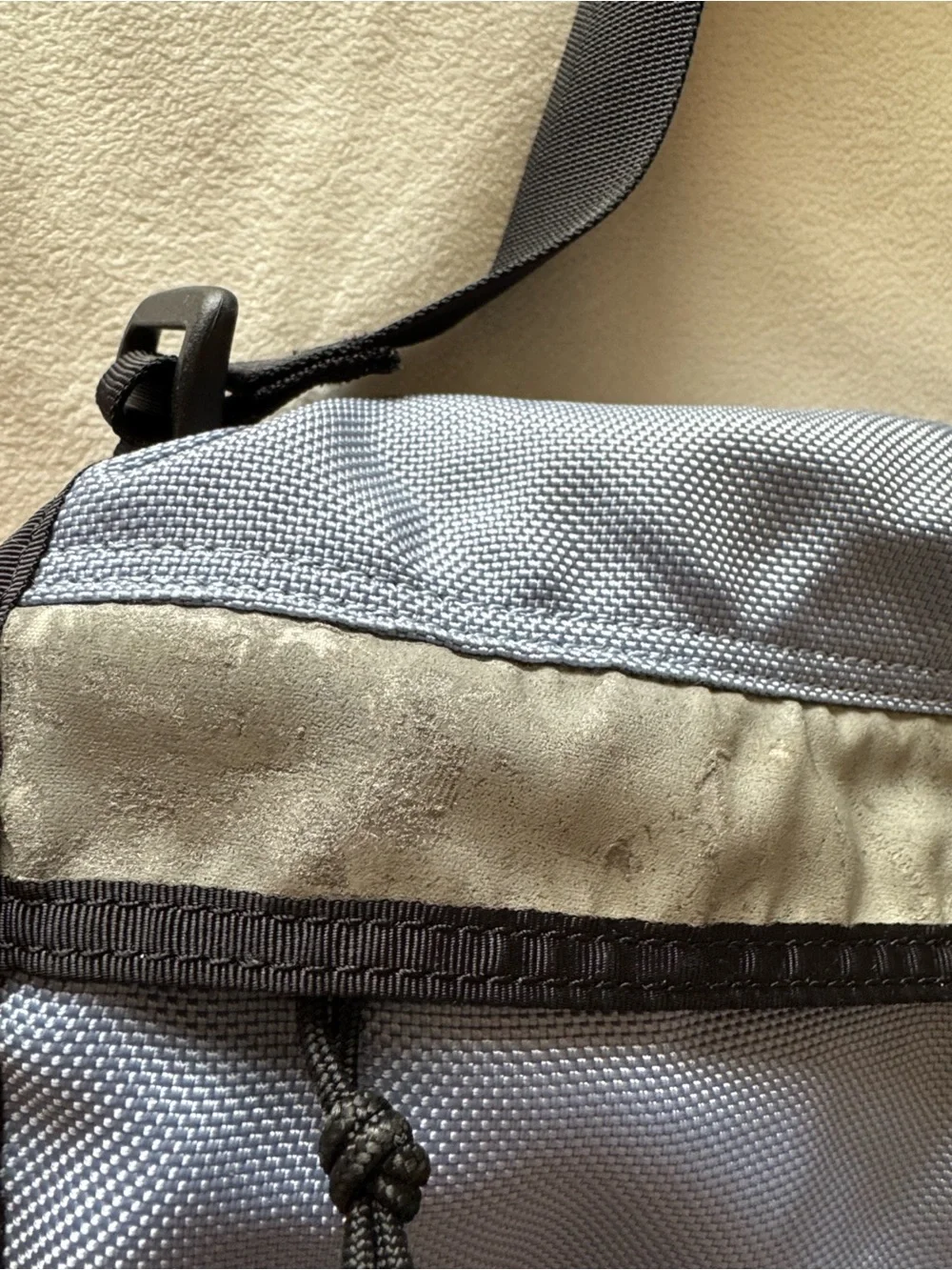 Patagonia messenger bag
